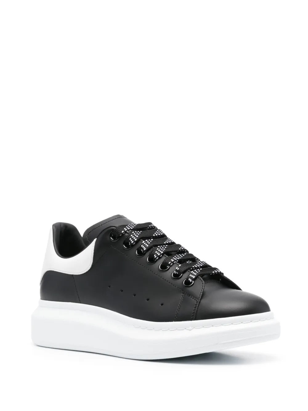Alexander McQueen - Oversized (Negro con blanco): imagen 1