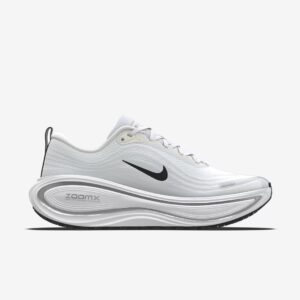 Nike - Vomero Plus (Blanco con negro)