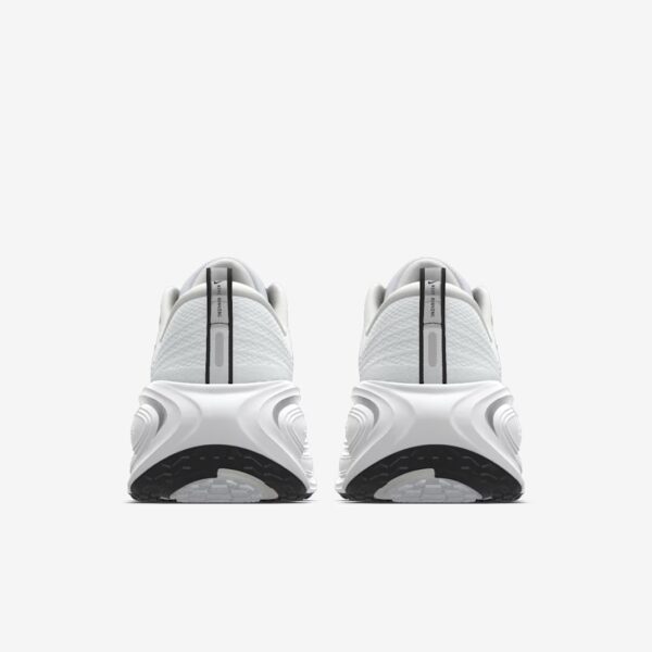 Nike - Vomero Plus (Blanco con negro)