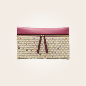 Carolina Herrera - Cartera beige con letras de colores