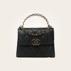 Chanel - Bolsa negra con dorado