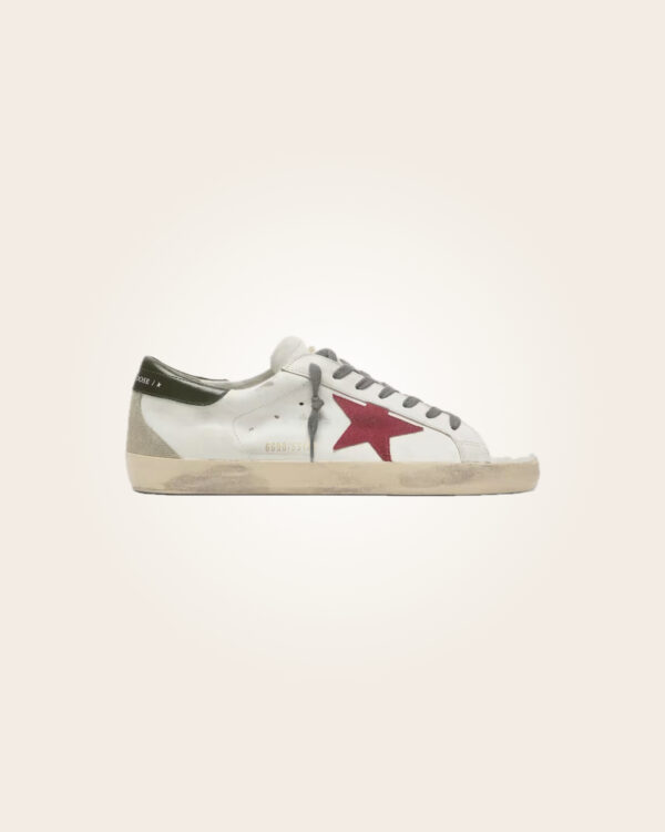 Golden Goose - Blanco con estrella roja y talón negro con gris