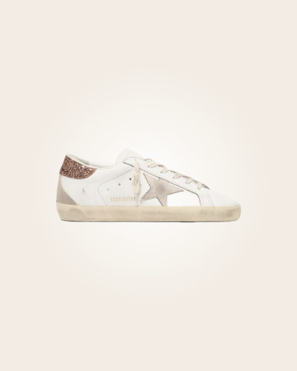 Golden Goose - Sneakers blancos con estrella gris y talón purpurina café