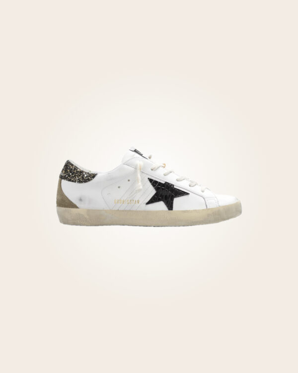 Golden Goose - Sneakers blancos con estrella negra y talón purpurina gris